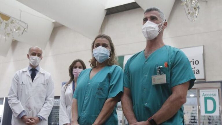Crisis sanitaria en Córdoba: El 90% de los médicos afecta su salud por largas jornadas y bajos salarios