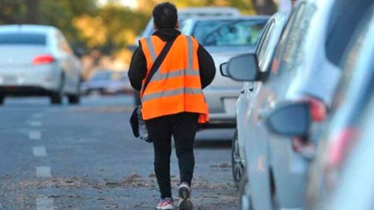Naranjas cooperativizadas en Córdoba: ‘Necesitamos seguir trabajando a pesar de cobrar solo 500 pesos’