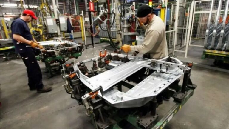 Las PYMES enfrentan 10 trimestres de caídas en su producción