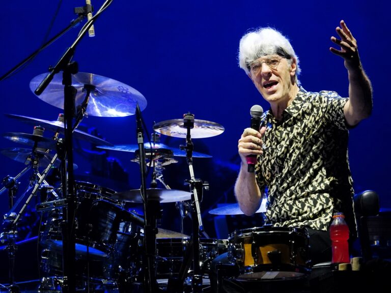 Stewart Copeland: el enérgico genio que reavivó la magia de The Police