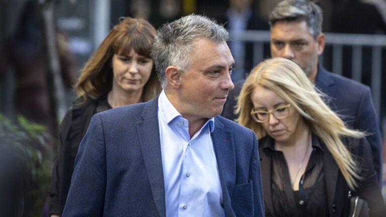 Sebastián Pareja se distancia de Diego Santilli y del PRO