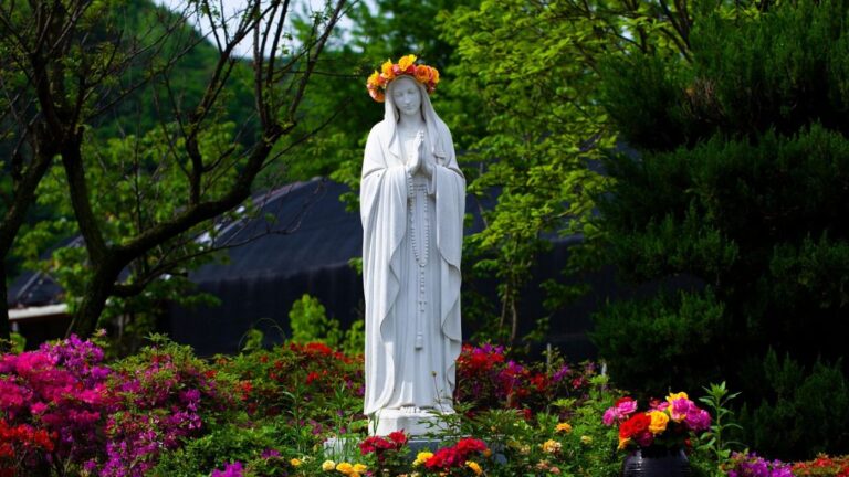 Escapadas de fe: top destinos para honrar a la Virgen