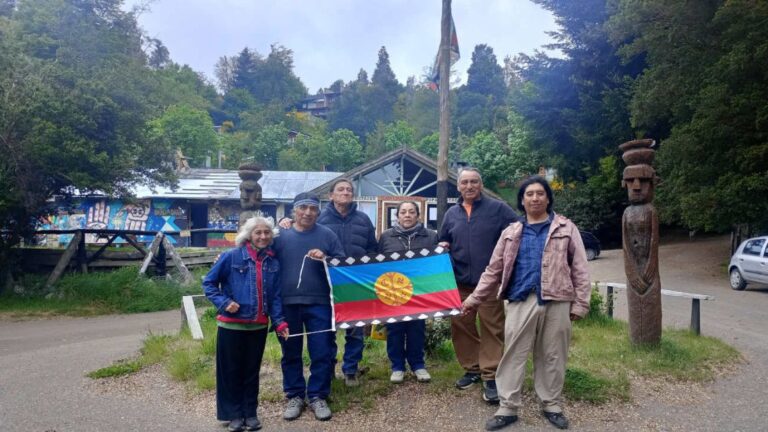 Conflicto en Villa La Angostura: Comunidad mapuche se opone al desalojo en Lago Correntoso
