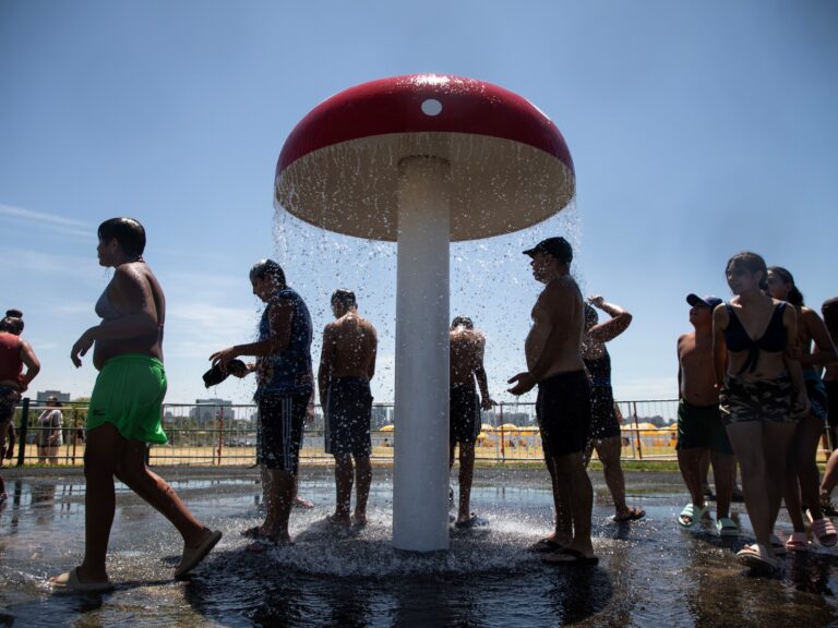 Descubre dónde encontrar los mejores clubes para disfrutar del calor en vacaciones y sus precios