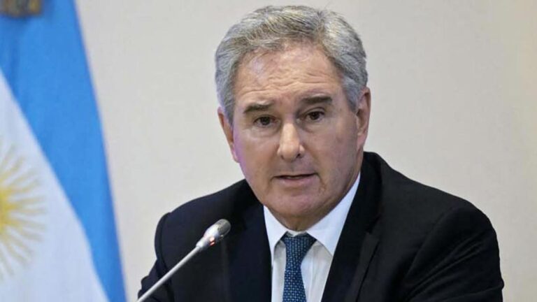 Quirno: Tres meses sin equipo propio tras su llegada