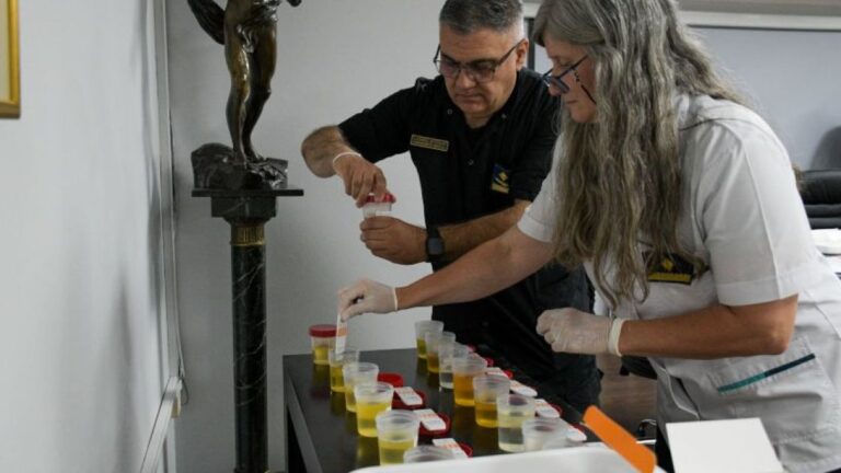 Ministro Quinteros Realiza Narcotest Sorpresivo en Jefatura de Policía
