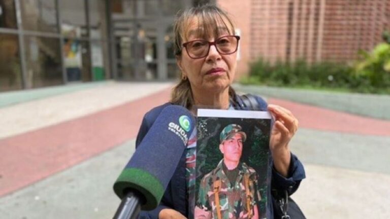 Misiones: Madre lucha por justicia tras la muerte de su hijo en un cuartel hace más de 20 años