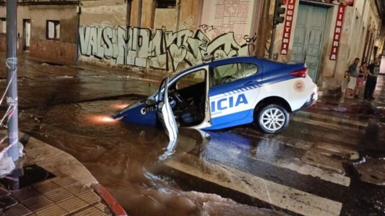 Socavones: el peligro oculto que tras cada lluvia resurgen