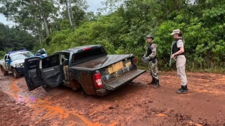 Capturan más de una tonelada de marihuana en Misiones dentro de una camioneta robada
