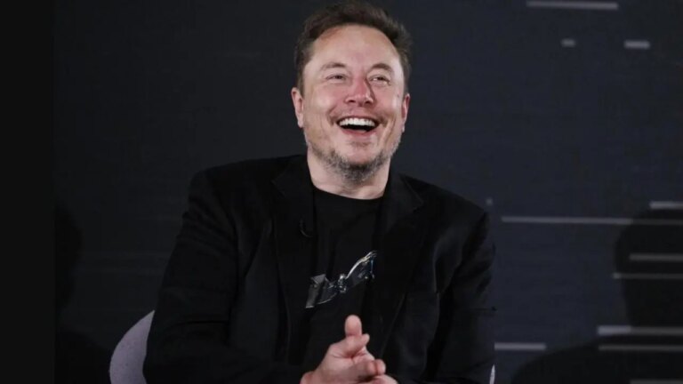 ¡Elon Musk supera el PBI de Argentina en fortuna!