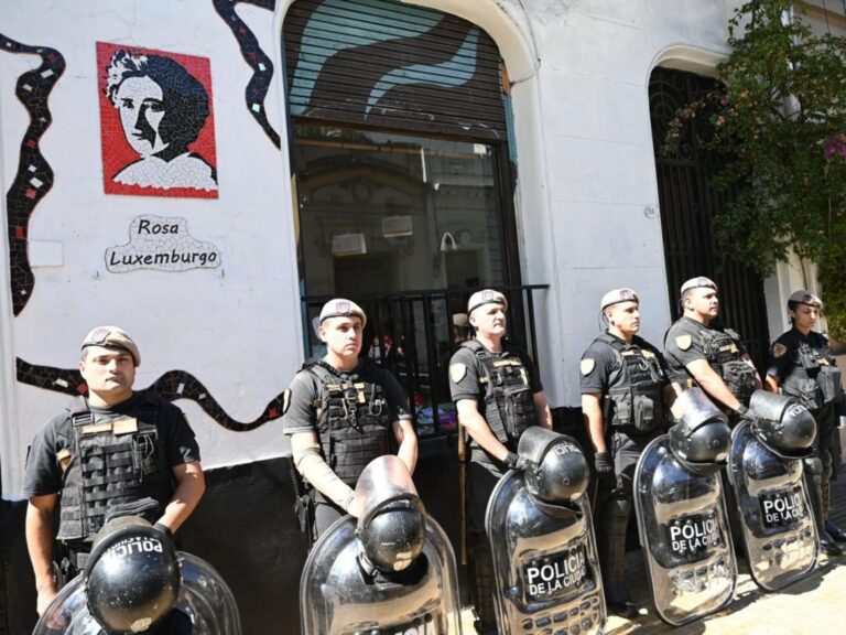 San Telmo: La Ciudad Recupera un Edificio de la Asociación Ortodoxa Rusa Tras 25 Años de Usurpación