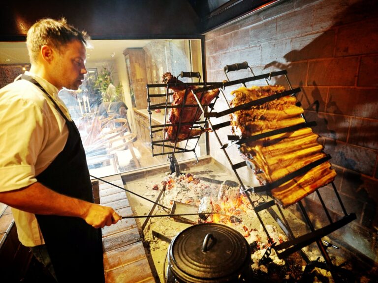 Descubre el nuevo restaurante de carnes en Palermo que celebra los sabores del interior argentino