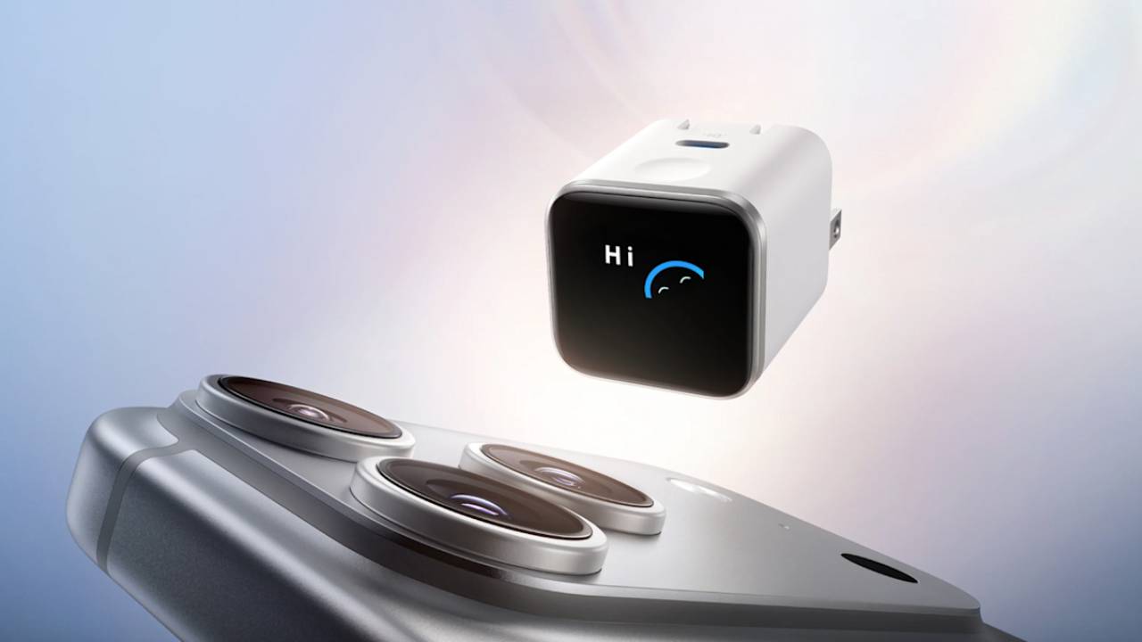 Anker Nano Charger Smart Display