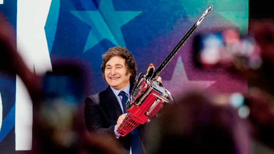 Milei y la motosierra