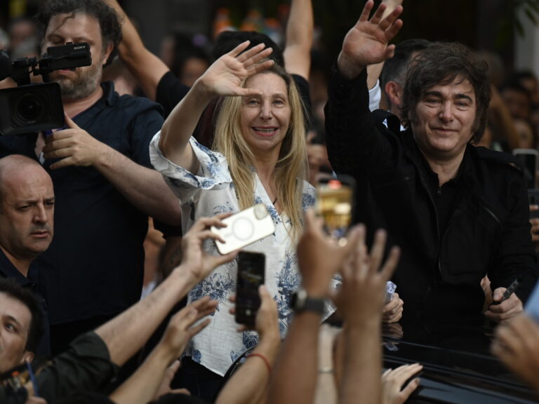 Milei en Jesús María: El festival donde Villarruel enfrentó desafíos, seguido de su viaje a Paraguay y Davos
