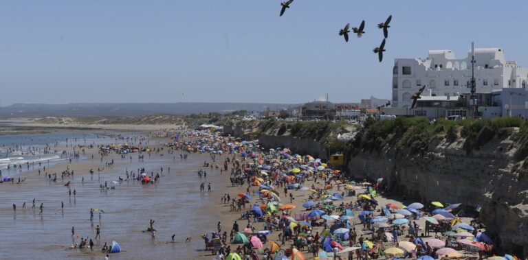 Precios de Alojamiento en Las Grutas Durante la Temporada Alta