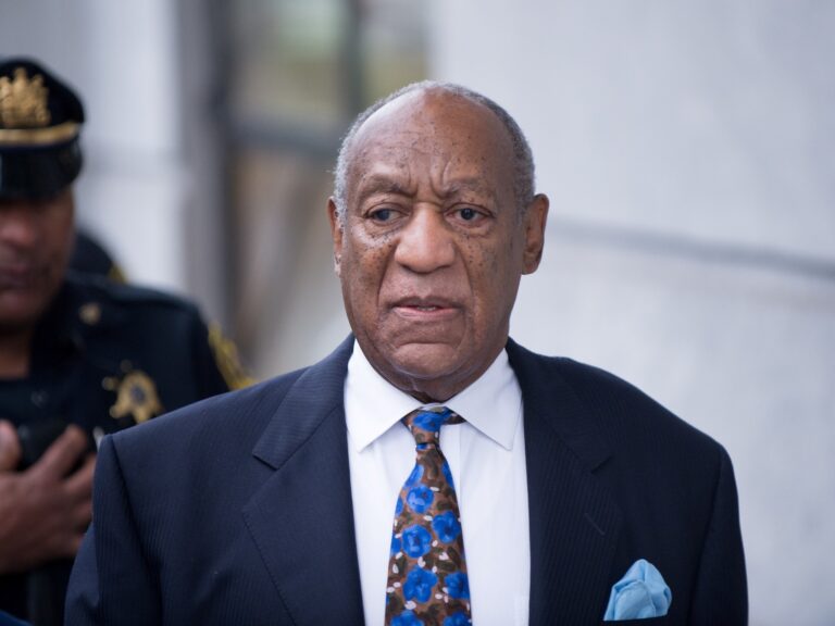 Bill Cosby admite haber renovado sedantes para drogar a mujeres en siete ocasiones