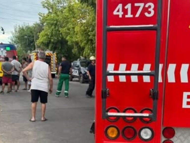 Héroe: Niña se lanza a un canal para salvar a su hermano de 5 años y lo reaniman tras 10 minutos bajo el agua