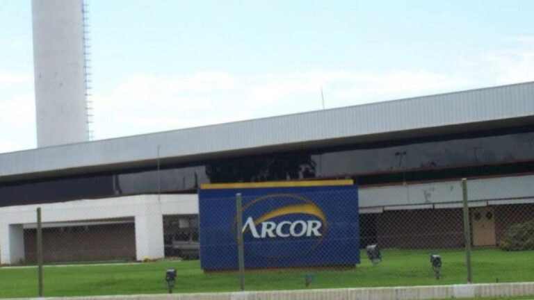 Arcor desmiente rumores de venta a Nestlé