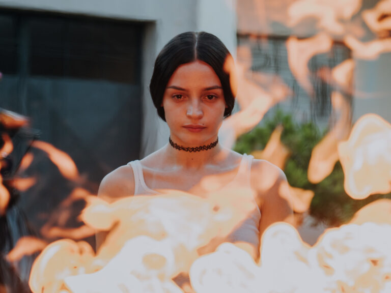 La Virgen de la Tosquera: Fantasía y Despertar Sexual en la Adolescencia