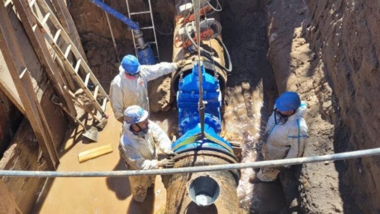 La Calera: Exigen reparaciones urgentes en un caño de agua centenario deteriorado