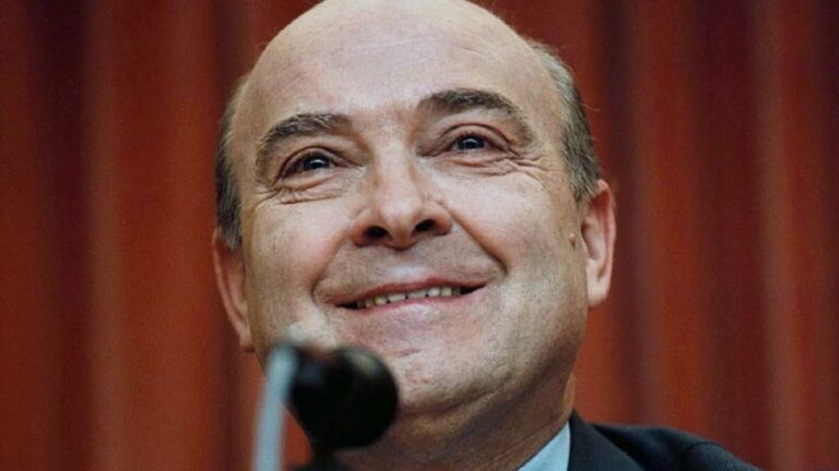 El Impacto del «Superministro»: Cómo Cavallo Transformó la Economía en un Solo Día