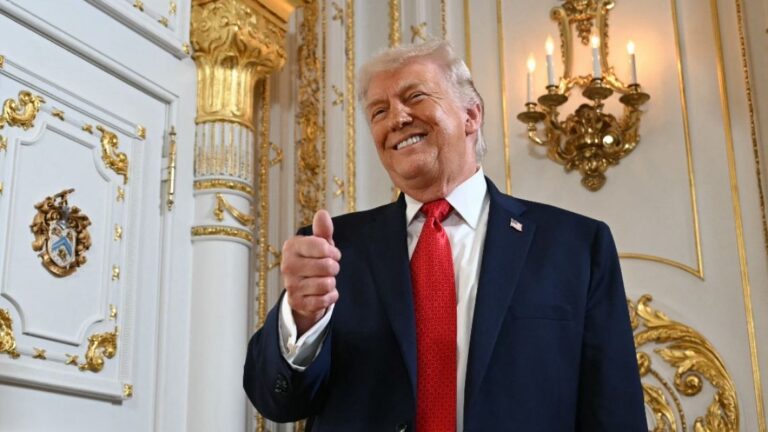 Corte Suprema mantiene cautela ante intento de Trump de destituir a Cook