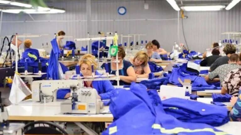 Crisis Textil: TN & Platex Detiene Operaciones en Tucumán y Afecta a 190 Empleados