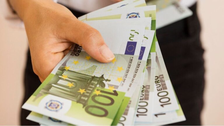 Euro Blue: Cierre del lunes 4 de mayo