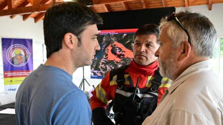 Incendios en la Patagonia: Fuego en Puerto Patriada controlado al 85%