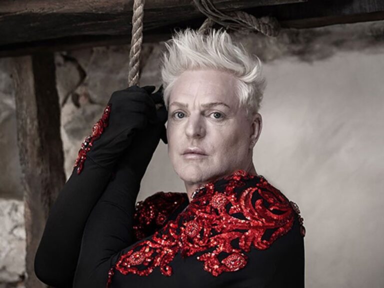 Andy Bell regresa a Argentina para interpretar los grandes éxitos de Erasure
