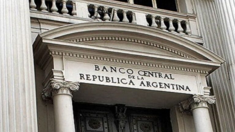 Nau Bernués prevé tasas estables y un dólar calmado para 2026