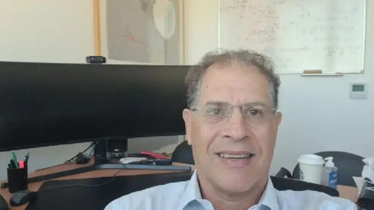 Neumayer: ‘El riesgo país de Argentina es absurdo con una deuda que equivale a la mitad de sus ingresos’