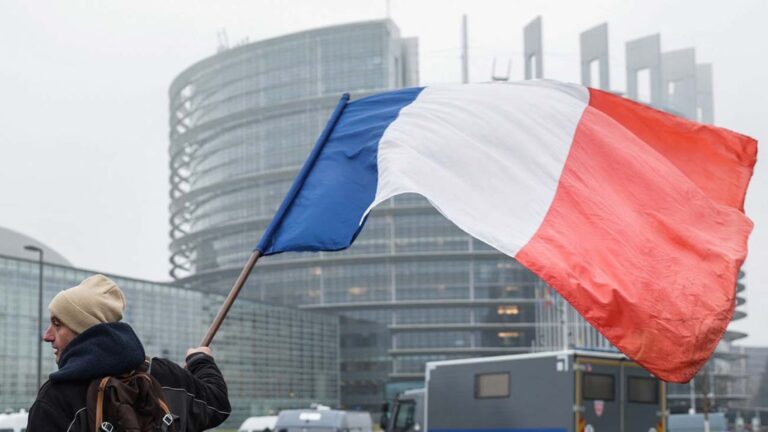 El Parlamento Europeo remite a la Justicia de la UE el acuerdo con Mercosur y pospone su implementación.