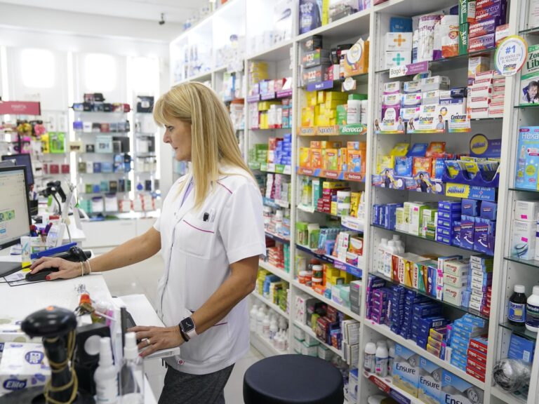 ANMAT Cierra Laboratorio de Analgésicos y Anticonceptivos de Venta Masiva