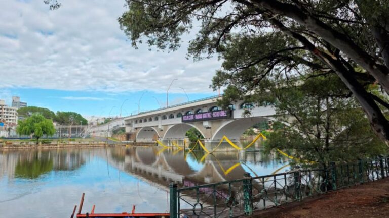 Crisis de Agua en Villa Carlos Paz: El Lago Repleto, pero sin Suministro