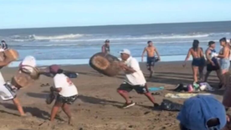 Caos en Mar Azul: Pelea entre churreros desata pánico entre turistas