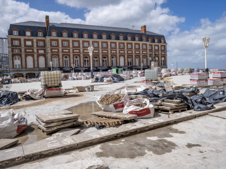 Verano en Mar del Plata: ¿Por qué se atrasan las obras en la Rambla?
