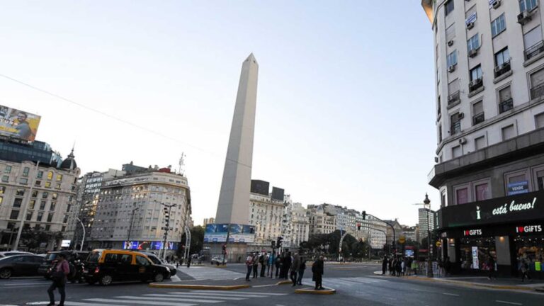 Verano en Buenos Aires: Un imán para el turismo y la inversión