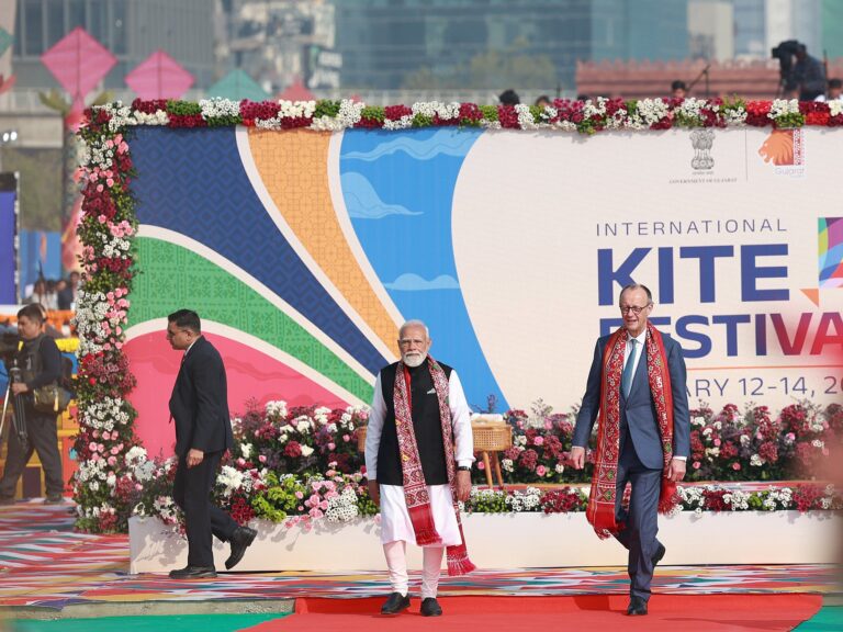 India: El sector de telecomunicaciones se consolidará en dos grandes operadores