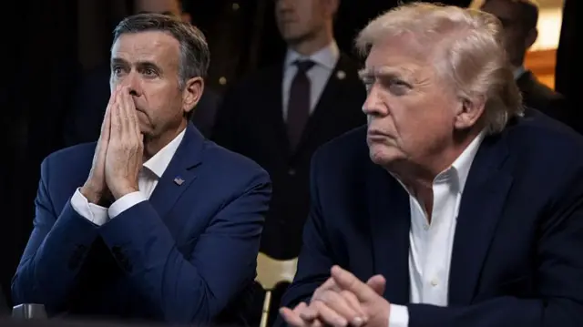 El General Dan Caine y Trump.