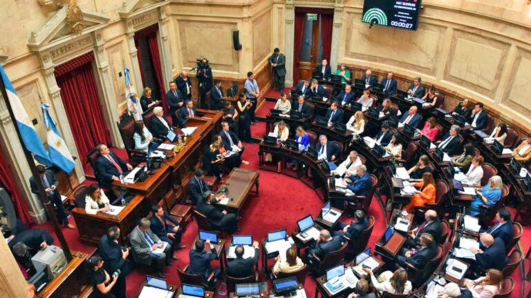 Reforma Laboral: Negociaciones Secretas sin Aprobación en Sesiones Extraordinarias