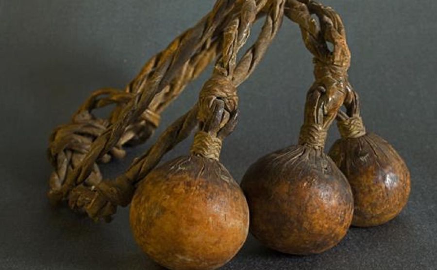 Boleadoras prehistóricas