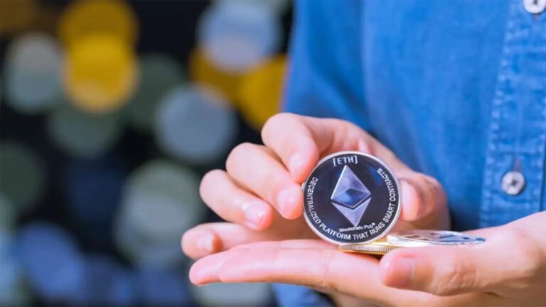 BlackRock impulsa su ETF de Ethereum con staking y gran inversión