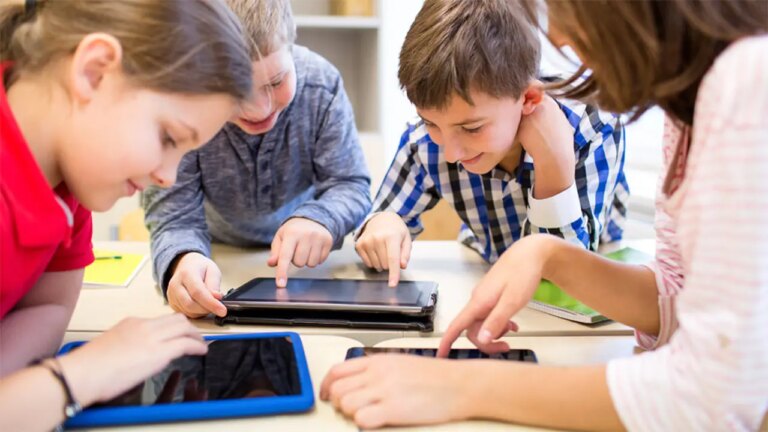 Córdoba: Educación Financiera Desde Primer Grado con Enfoque en Dinero Digital