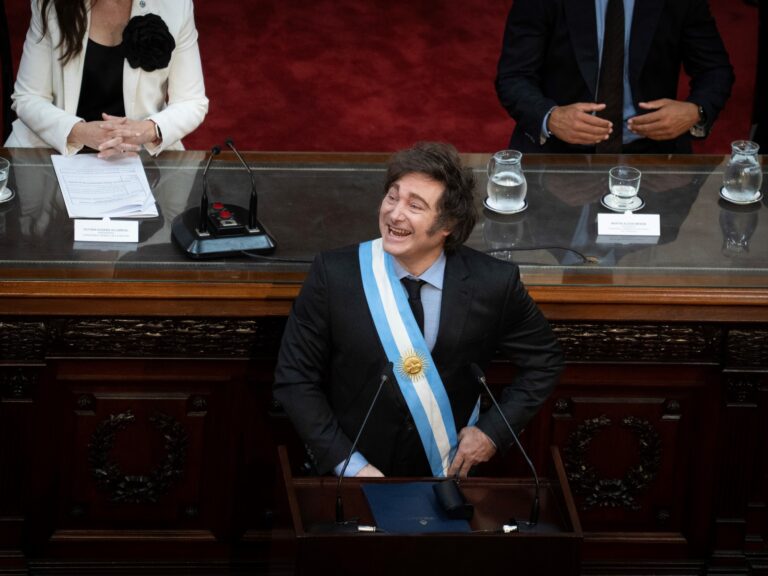 Milei invita a un asado a los legisladores de LLA tras su discurso en el Congreso