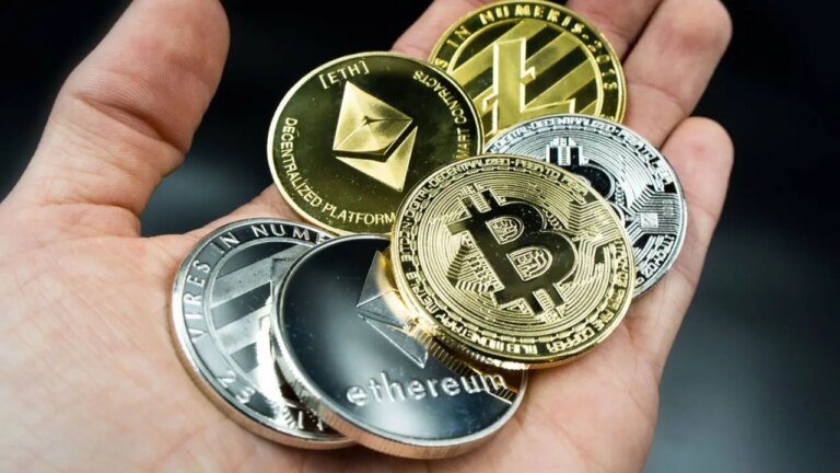El Colapso de Bitcoin Afecta a las Altcoins: ¿Por Qué?
