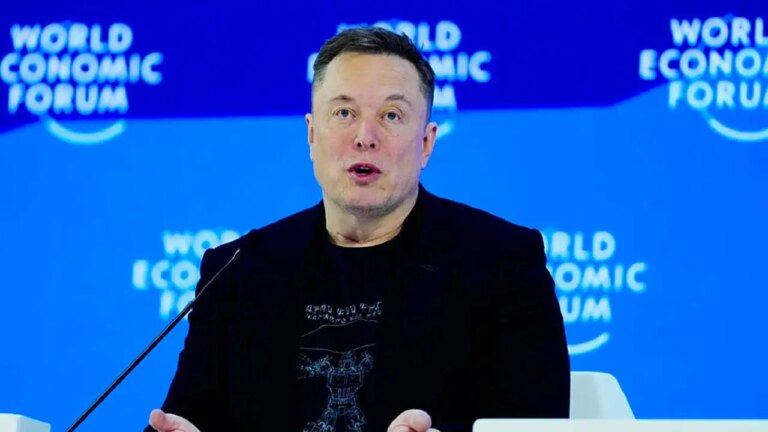 Elon Musk: Optimus, la clave contra el envejecimiento y la falta de cuidadores