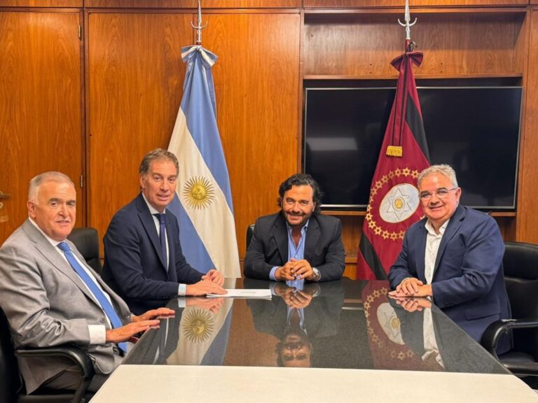 Gobierno evalúa eliminar PASO como negociación con gobernadores para 2027
