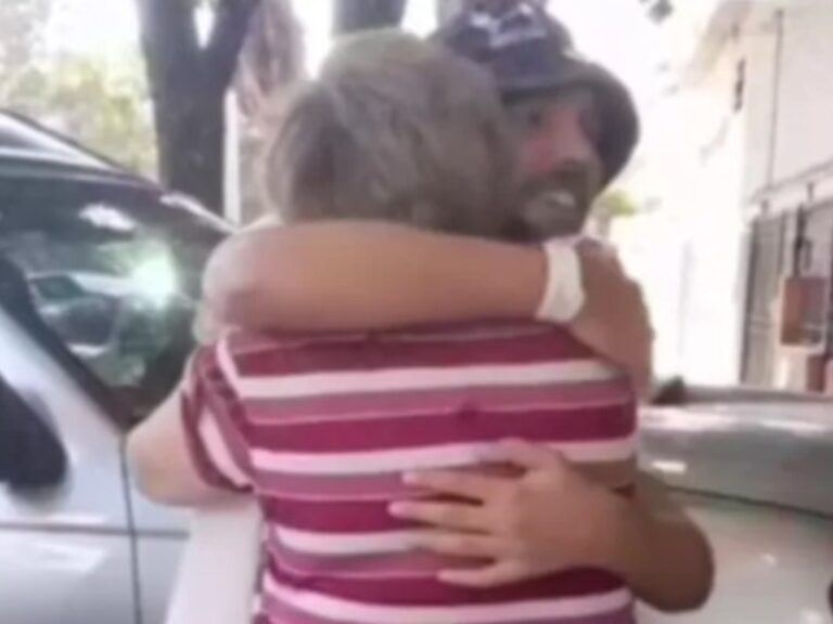 Tras diez meses en el hospital, Pablo Grillo regresa a casa y se reencuentra con su familia